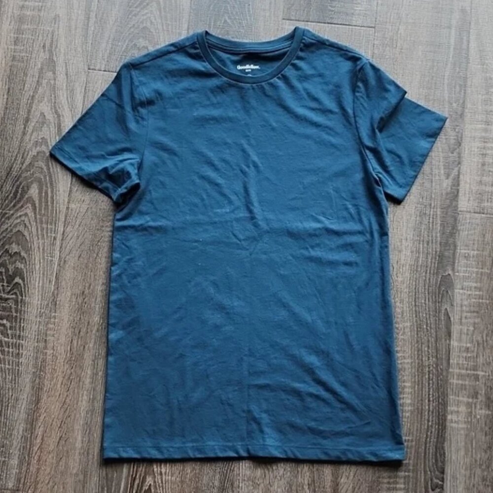 🍁 Goodfellow & Co solid t-shirt 🍁